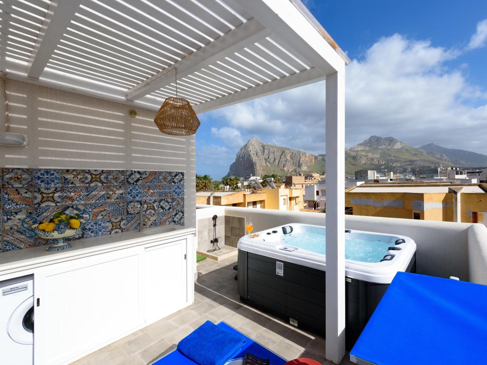 Il Faro E La Luna Beach Apartments ซานวิโต โลคาโป ภายนอก รูปภาพ